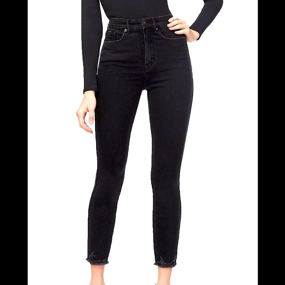 Good American Good Curve Crop Jean | Black| Women’s Size 2/25